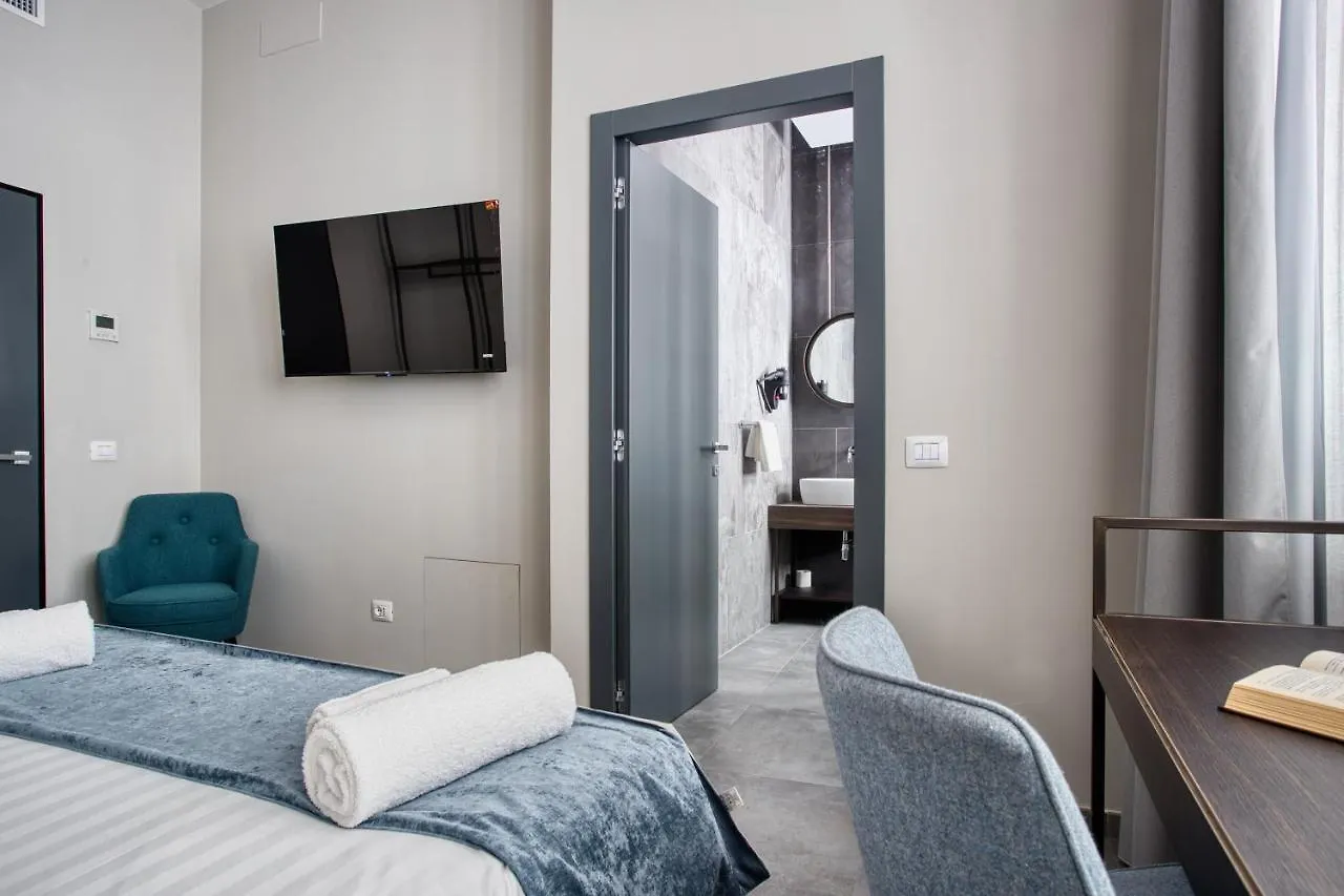 Joivy Spadari Milan